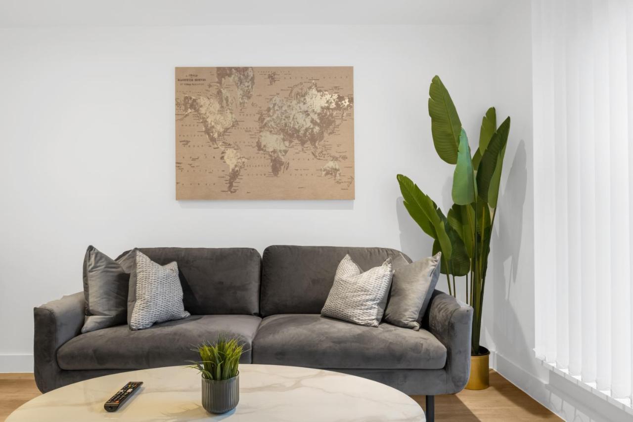 Exoticstay Apartments- 5* Elegant Luxury Centrally Located 2-Bedroom Apt Birmingham Esterno foto