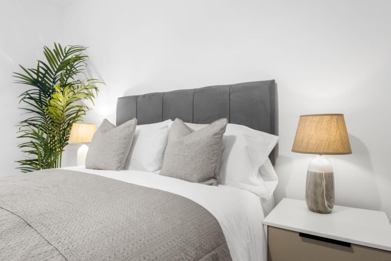 Exoticstay Apartments- 5* Elegant Luxury Centrally Located 2-Bedroom Apt Birmingham Esterno foto